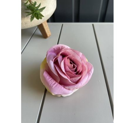 Hlávka ruže v puku 705-16 8x9cm