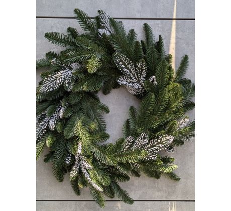 Veniec WINTER Jedľa  100 % PE 55-60cm